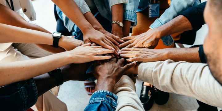 istock-hands-together